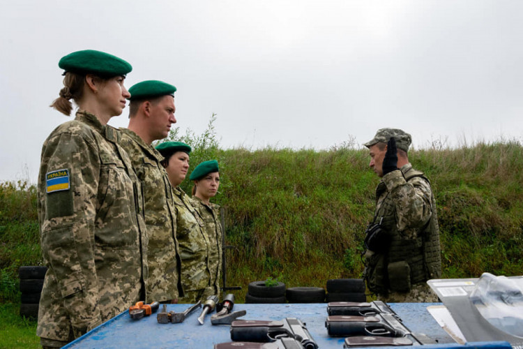 авершилася початкова військово-прикордонна підготовка курсантів набору 2021 року Національної академії Держприкордонслужби України 