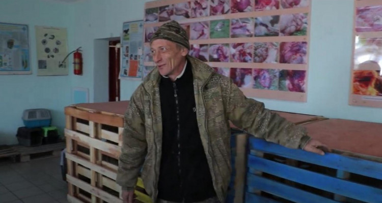 Керівник реабілітаційного центру диких тварин Сергій Пальохін
